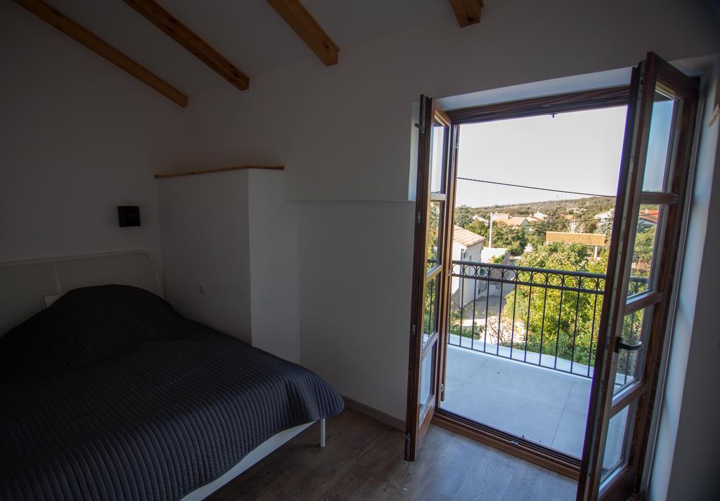 Holiday Home Kuca Na Moru Kornic Luaran gambar